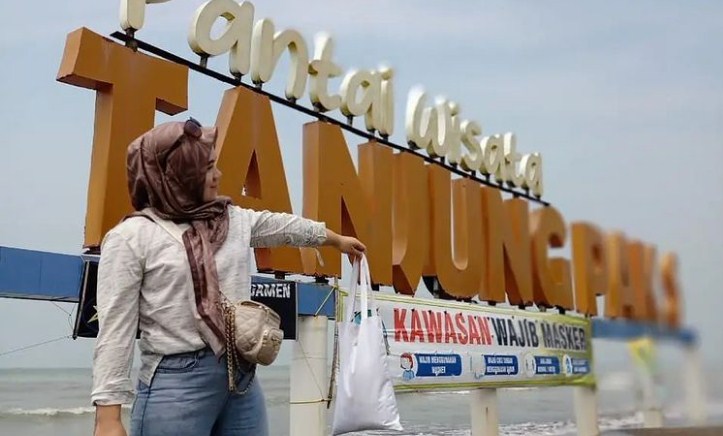 Lokasi Pantai Tanjung Pakis Lokasi Pantai Tanjung Pakis